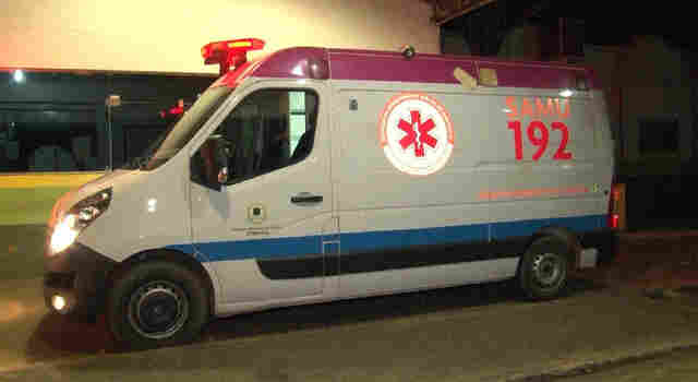 Automóvel invade preferencial e deixa motociclista ferido em Porto Velho