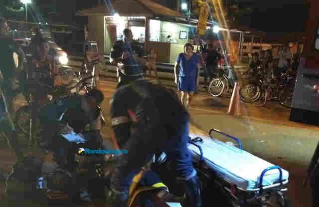 Pedestre é atropelada ao tentar atravessar faixa de pedestre na capital