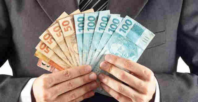 Senado aprova proposta que permite saque do FGTS a quem pede demissão