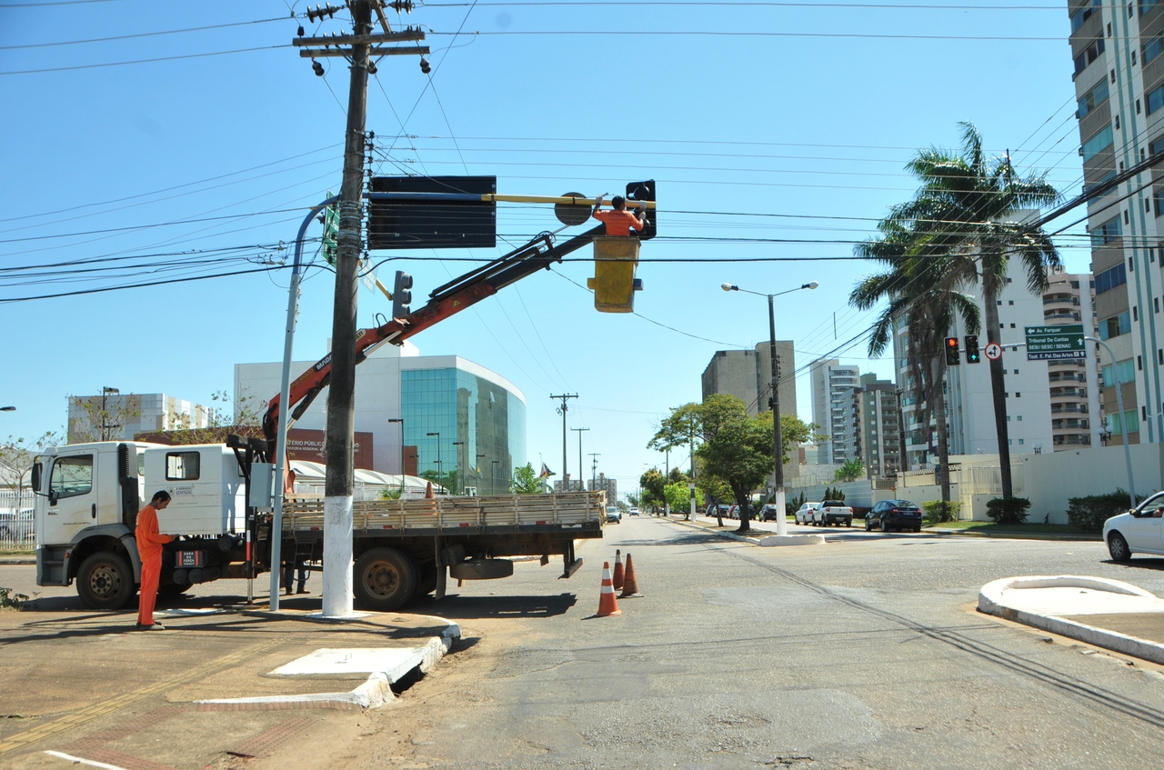 Prefeitura Inicia Revitaliza O Dos Sem Foros De Porto Velho Geral