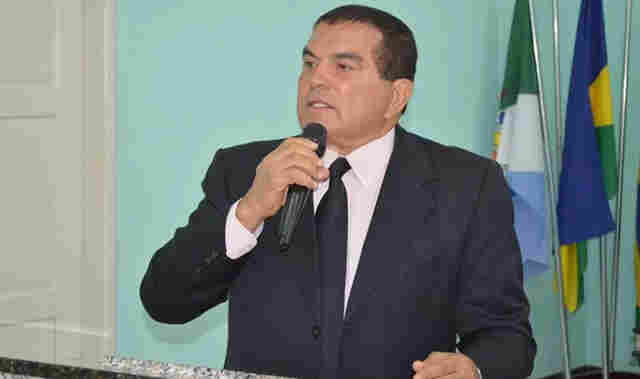 Por incêndio em área ambiental, vereador Ernandes Amorim perde o cargo na Câmara