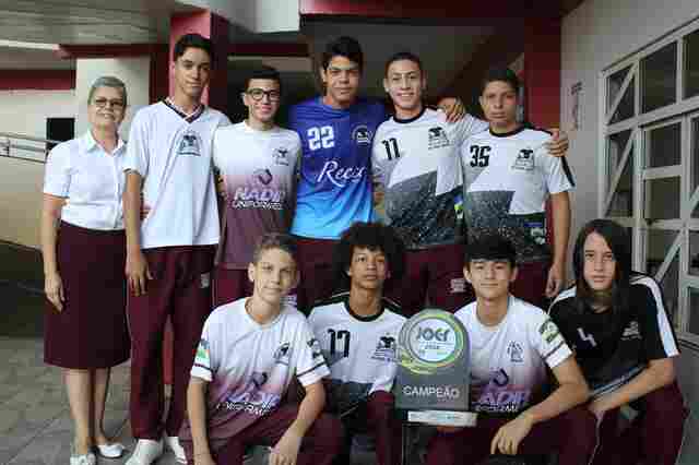 Equipe de handebol de Cacoal representa Rondônia nos Jogos Escolares em Manaus