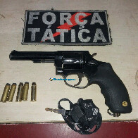 Menor é flagrado com revólver roubado de vigilante de escolas em Porto Velho