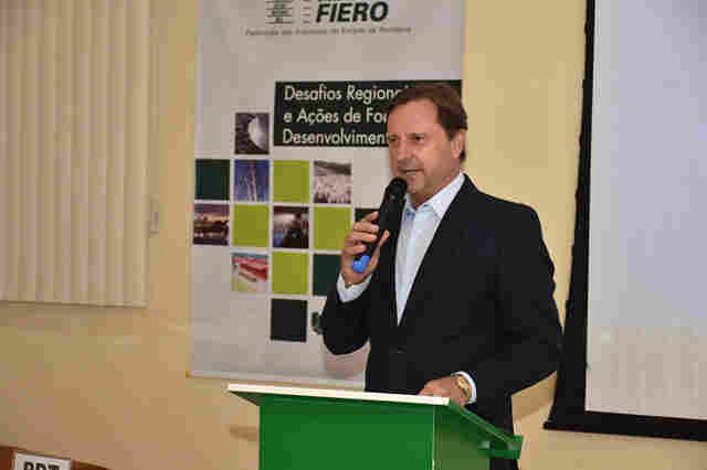 Acir defende parcerias e planejamento em rumo ao desenvolvimento