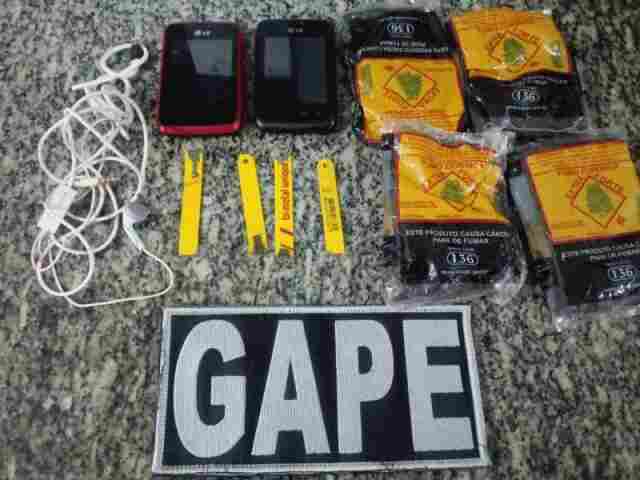 Pacotes com serras e celulares são arremessados para detentos de facção criminosa em presídio