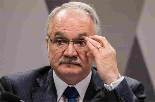 Ministro Fachin nega pedido para suspender condenação de Acir Gurgacz