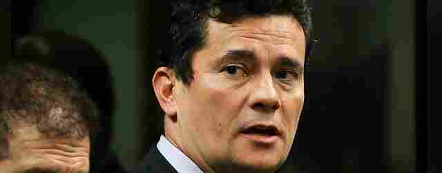 Sérgio Moro aceita convite e vai comandar Ministério da Justiça