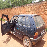 Mulher é atacada a golpes de facão por desconhecido; Homem já tinha esfaqueado outra vítima