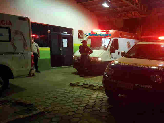 Jovem é socorrida em estado gravíssimo após ser atacada com várias facadas em Cujubim