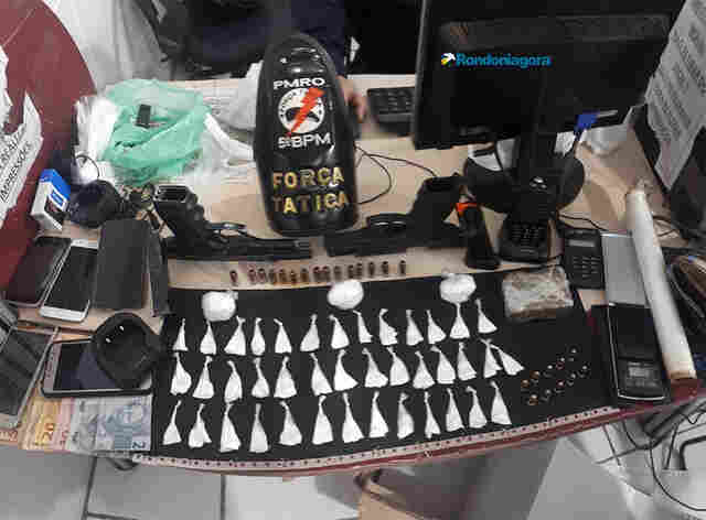 PM prende dono de lava jato e amigo com armas e drogas