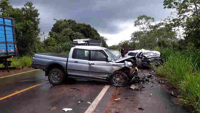Casal morre em acidente na BR-364