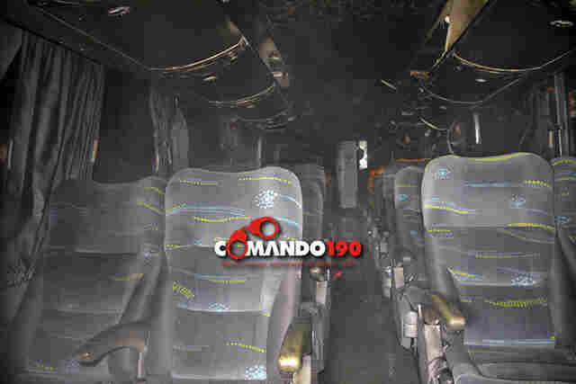 Ônibus da Eucatur pega fogo em Ji-Paraná