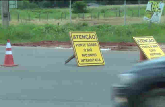 DNIT reforça segurança em ponte sobre o rio Riozinho e tráfego só em meia pista