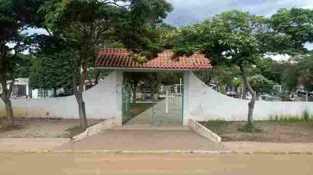 Enquanto procura novo terreno, prefeitura de Vilhena autoriza enterros em covas sem identificação