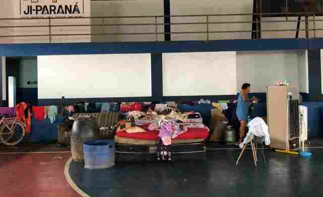 Nível do Rio Machado sobe e quatro famílias são retiradas de casa