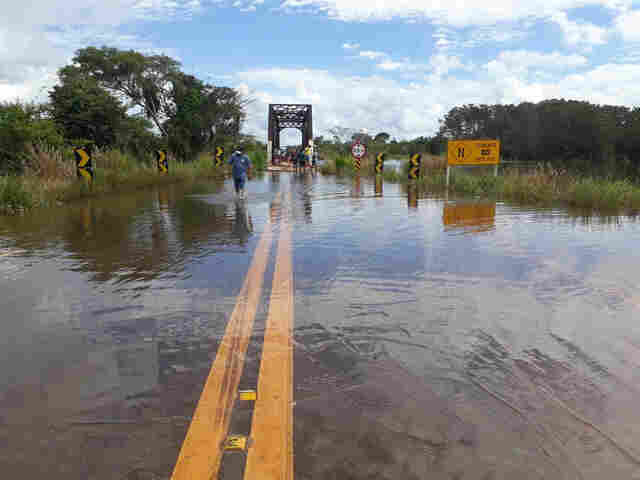 Continua obra na BR-425 para evitar isolamento de Guajará-Mirim e Nova Mamoré