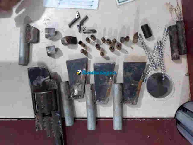 Polícia encontra e fecha fábrica de armas caseiras na Zona Leste da Capital; suspeito fugiu