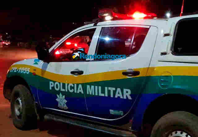 Homem vê mulher em bar e quase comete homicídio