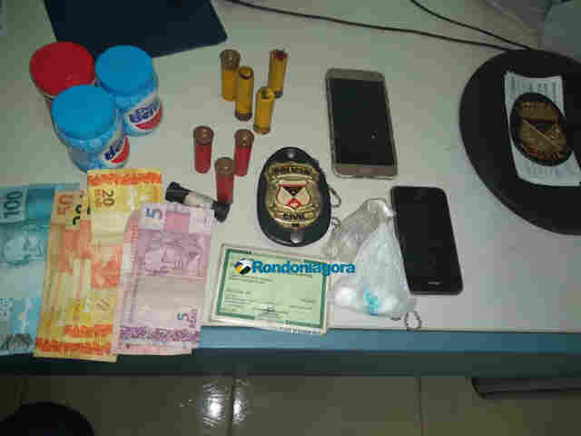 Polícia prende investigado por tráfico de drogas com cocaína e munições durante busca e apreensão