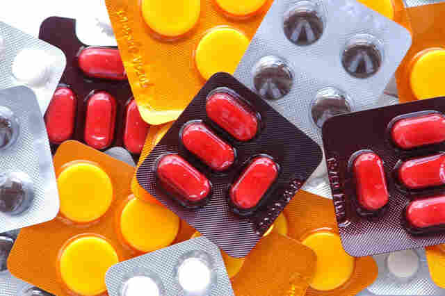 STF começa a julgar fornecimento de remédios de alto custo pelo SUS