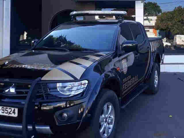 PF faz buscas na casa de suspeitos de fraudar sistema de compra e venda de madeiras de Rondônia