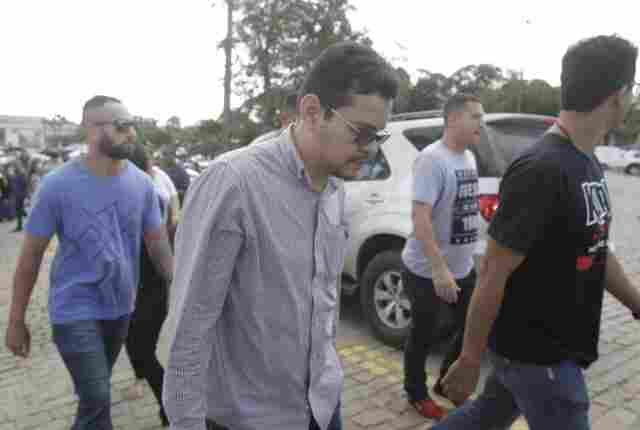 Filho confessa que matou marido de deputada a mando do irmão