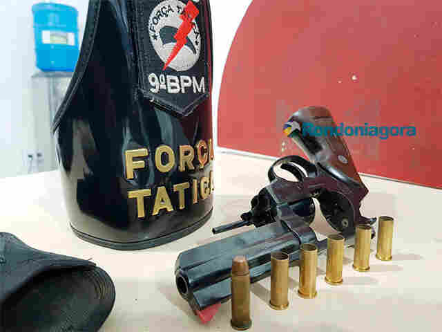 Com medo de assaltos, homem atira em via pública e acaba preso