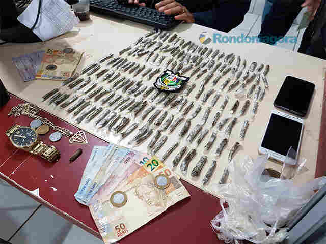 Polícia fecha boca de fumo comandada por adolescentes