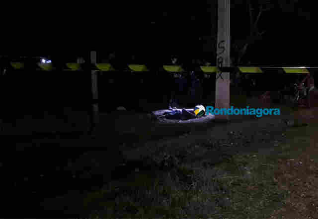 Criminosos são baleados durante tentativa de assalto; um morreu e outro foi socorrido