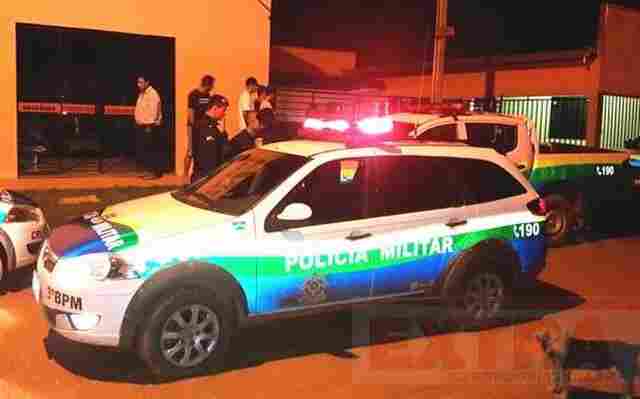 Fiéis impedem assassinato de viciada a facadas em casa abandonada