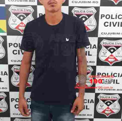 Jovem se apresenta à Polícia ao saber de mandados de prisão
