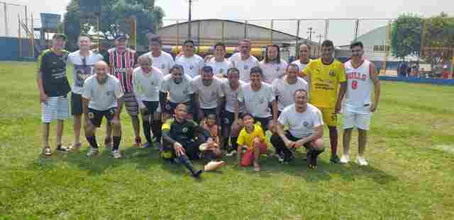 Semed faz dois a zero e leva final do Master de Futebol do Sindeprof