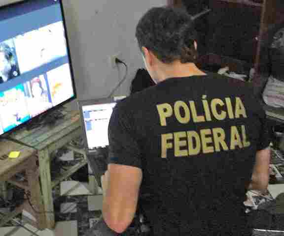PF prende mulheres que filmavam e vendiam estupros dos próprios filhos na web