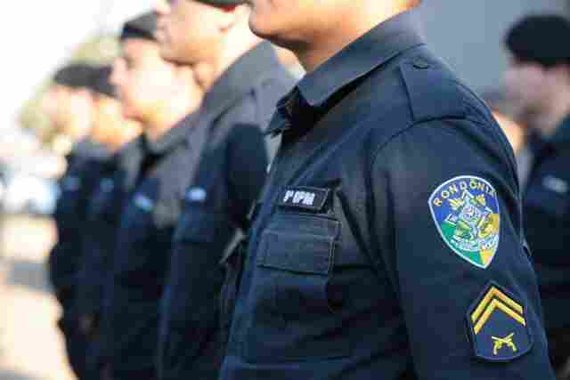 Sancionada Lei que extingue prisão disciplinar de PMs e Bombeiros