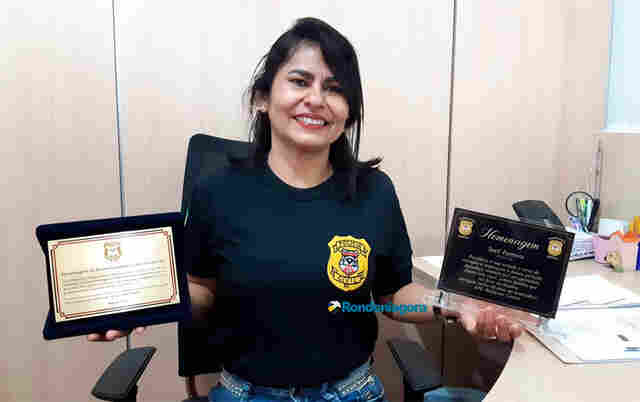 Escrivã é exemplo de profissionalismo e dedicação