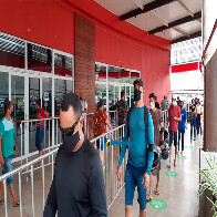 Shopping reabre com filas em Porto Velho; fotos