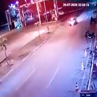 Vídeo mostra acidente que matou ciclista no Espaço Alternativo; carro estava em alta velocidade