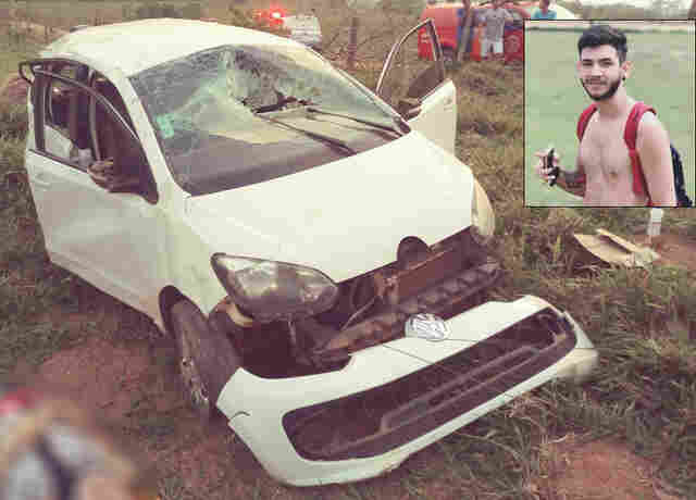 Jovem é arremessado de carro e morre