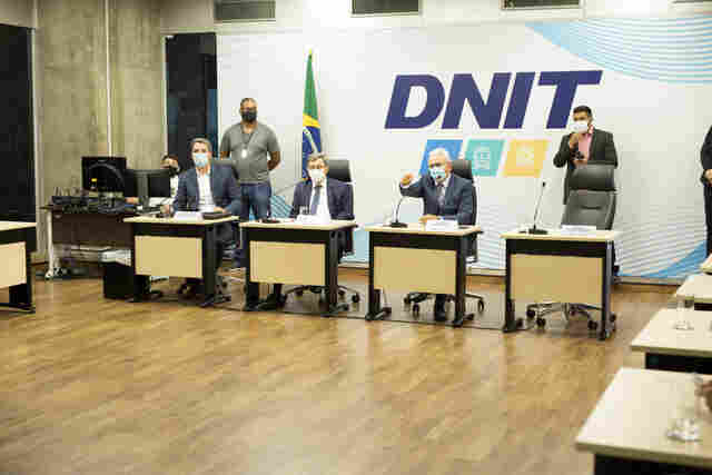Rota de rodovia que vai interligar Rondônia ao leste da Bahia é discutida em Brasília