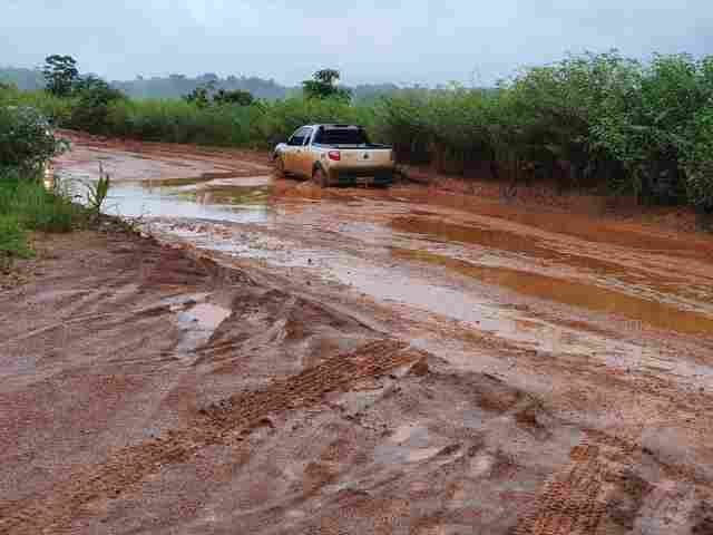 DER avança com asfaltamento da Estrada da Penal, recupera trechos e fará rampa de acesso no Jamari
