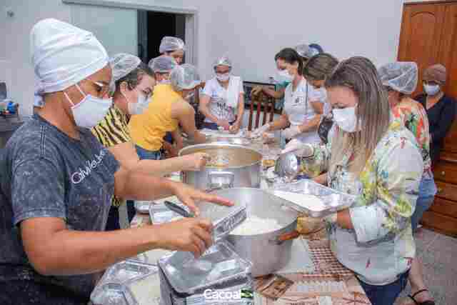 Mais de mil voluntários ajudam vítimas da enchente em Cacoal