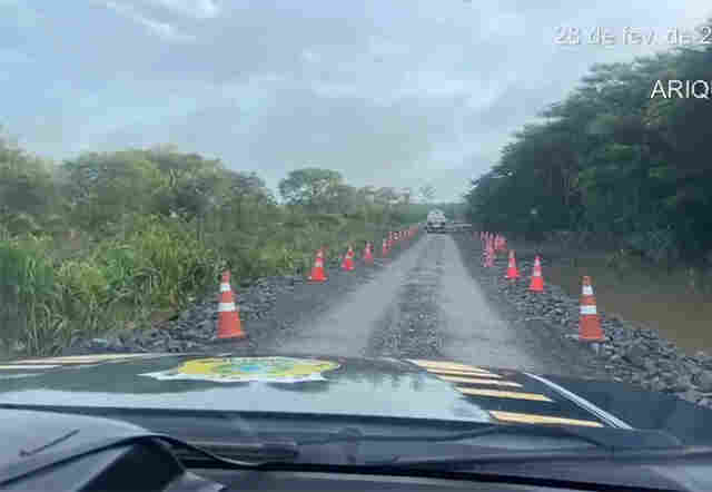 Vídeo: BR-364 volta a ser interditada para conclusão dos trabalhos de elevação