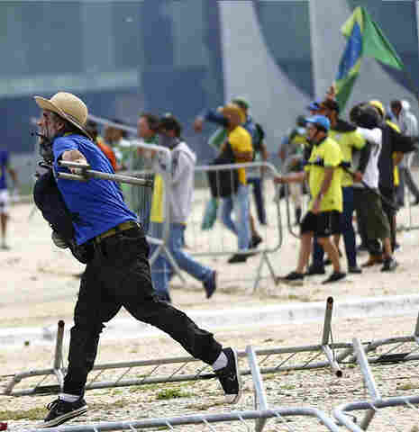 Exclusivo: Confira quem são os 40 rondonienses presos por atos de terrorismo e destruição de prédios
