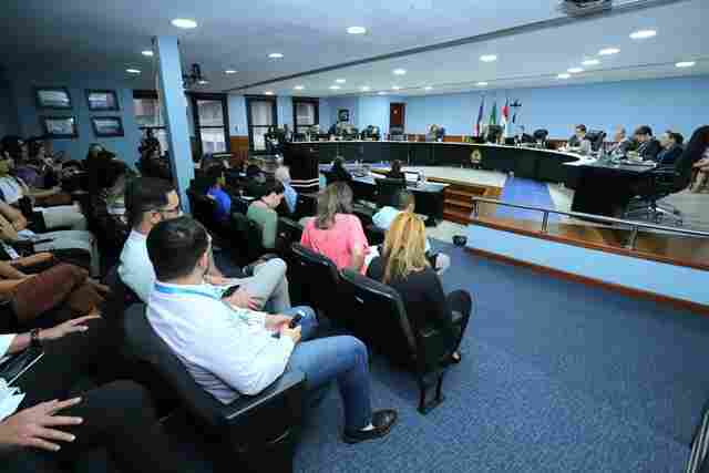 No Amazonas, aprovado em concurso do TCE fica sem vaga por não comprovar vacinação contra covid-19