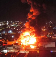 Loja da Ciclo Cairu é completamente destruída por incêndio em Pimenta Bueno