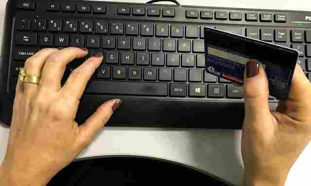 Isenção federal para compras on-line no exterior entra em vigor nesta terça