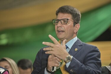 PGR denuncia e pede afastamento do governador do Acre por cinco crimes; desvio pode ser de R$ 150 milhões