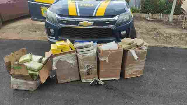 PRF prende um e apreende mais de 140 kg de drogas em Porto Velho