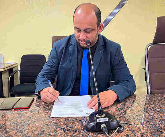 Vereador Wanoel Martins anuncia saída do PV na capital