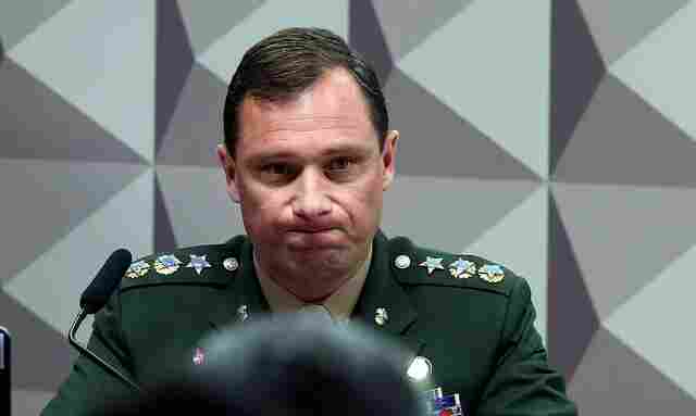 Delator Mauro Cid sai preso após depoimento no STF